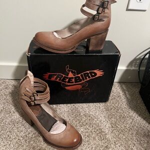 Freebird’s “Randi” in a tan Leather Heels with Cap Toe Design